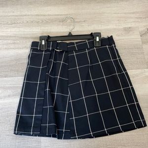 B&W PLAID MINI SKIRT
